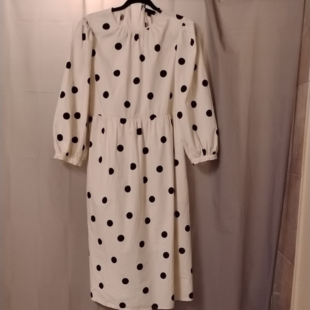 Who What Wear White Polka Dot Knee-Length Dress
